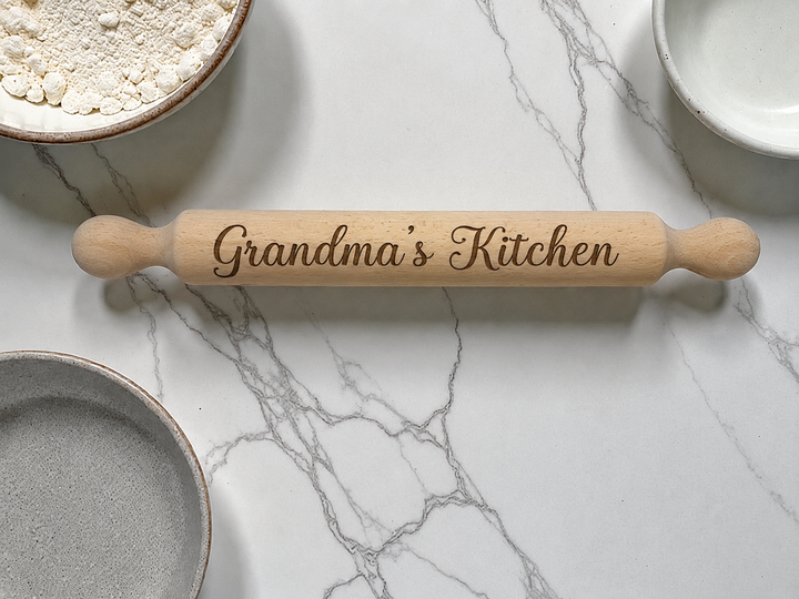 Personalized Engraved Rolling Pin – Custom Name &amp; Design Gift